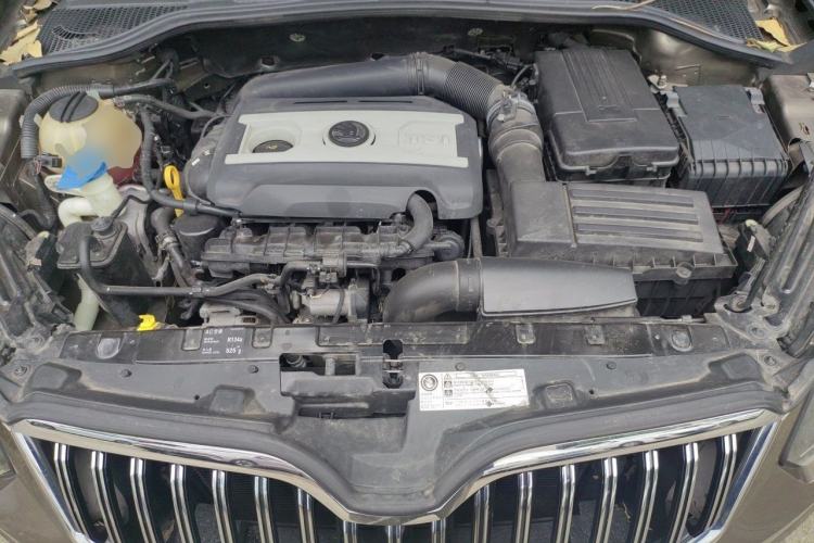 Used Skoda Yeti 2016 1.8TSI DSG Prestige Edition Engine Bay