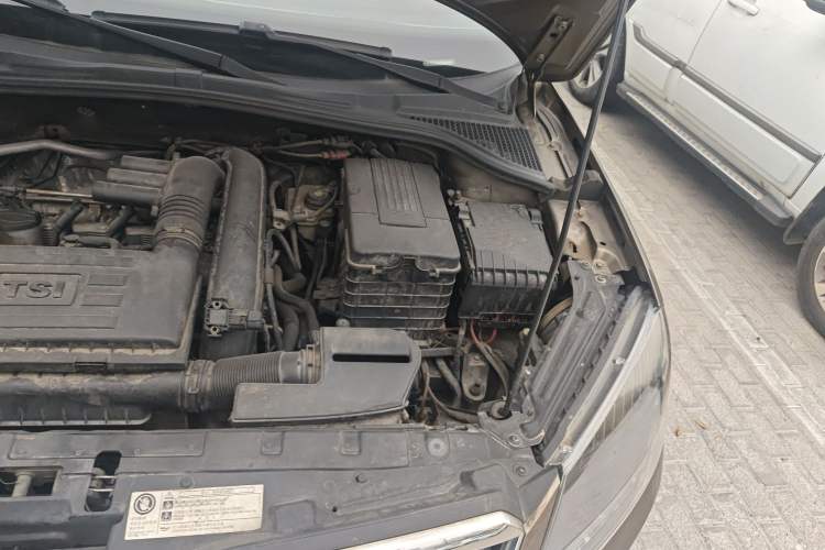 Used Skoda Yeti 2016 1.4TSI DSG Advanced Edition Engine Bay Left