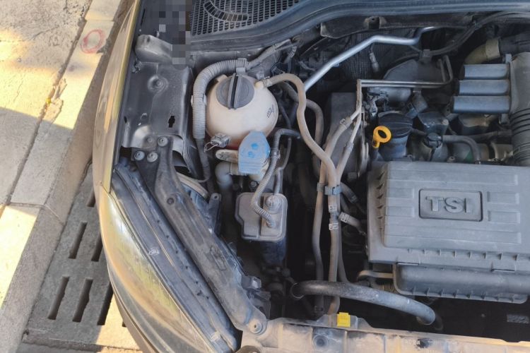 Used Skoda Yeti 2016 1.4TSI DSG Advanced Edition Engine Bay Right