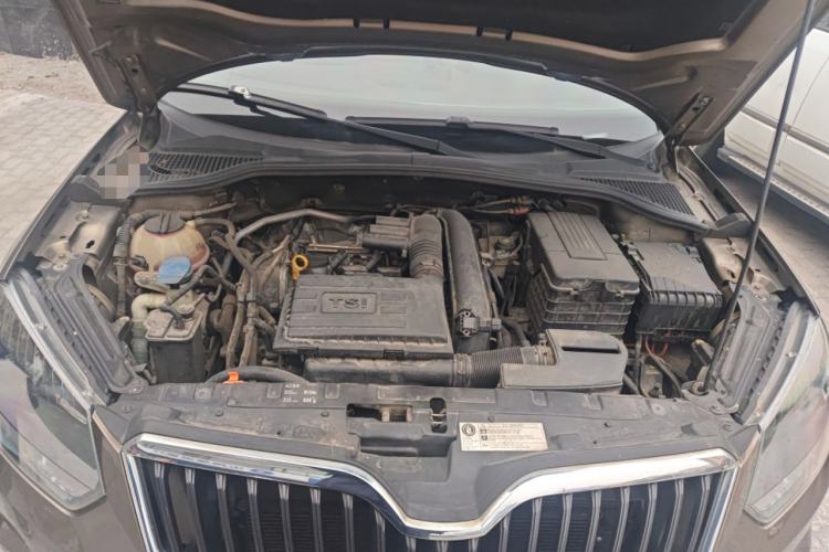 Used Skoda Yeti 2016 1.4TSI DSG Advanced Edition Engine Bay