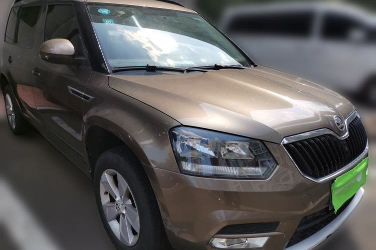Used Skoda Yeti 2016 1.4TSI DSG Advanced Edition Front Right 45 Deg