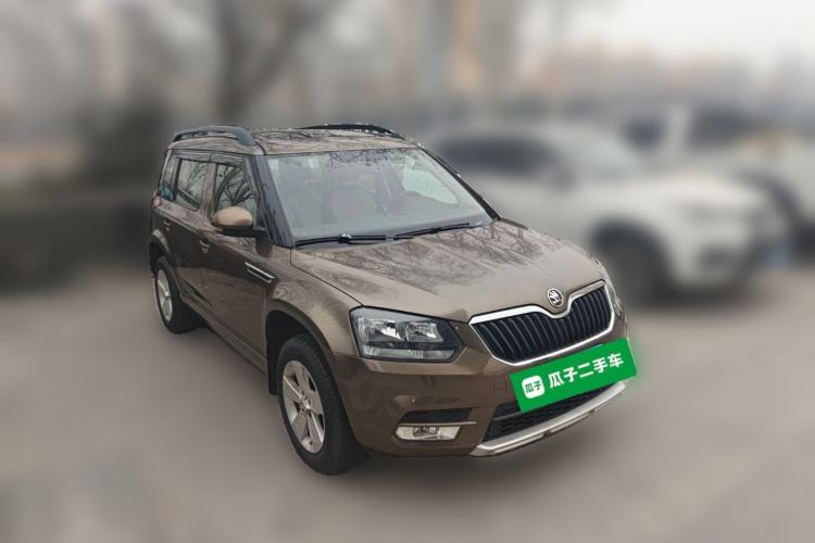 Used Skoda Yeti 2016 1.4TSI DSG Advanced Edition Front Right 45 Deg