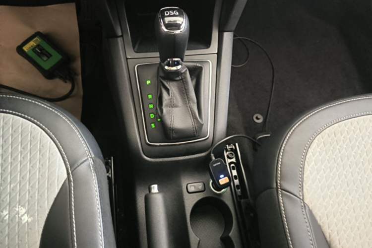 Used Skoda Yeti 2016 1.4TSI DSG Advanced Edition Gear Lever