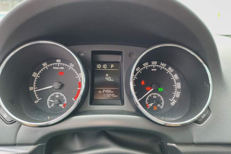 Used Skoda Yeti 2016 1.4TSI DSG Advanced Edition Instrument Cluster