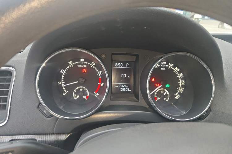Used Skoda Yeti 2016 1.4TSI DSG Advanced Edition Instrument Cluster