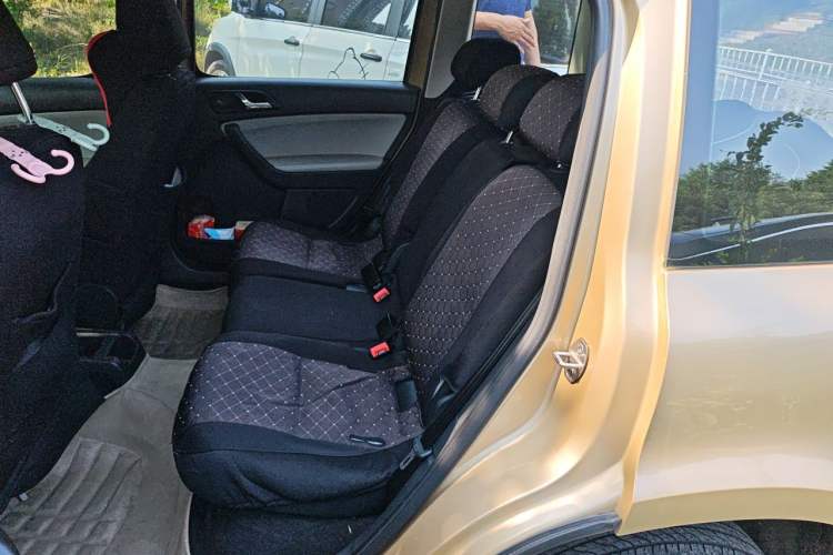 Used Skoda Yeti 2016 1.4TSI DSG Advanced Edition Left Rear Seat