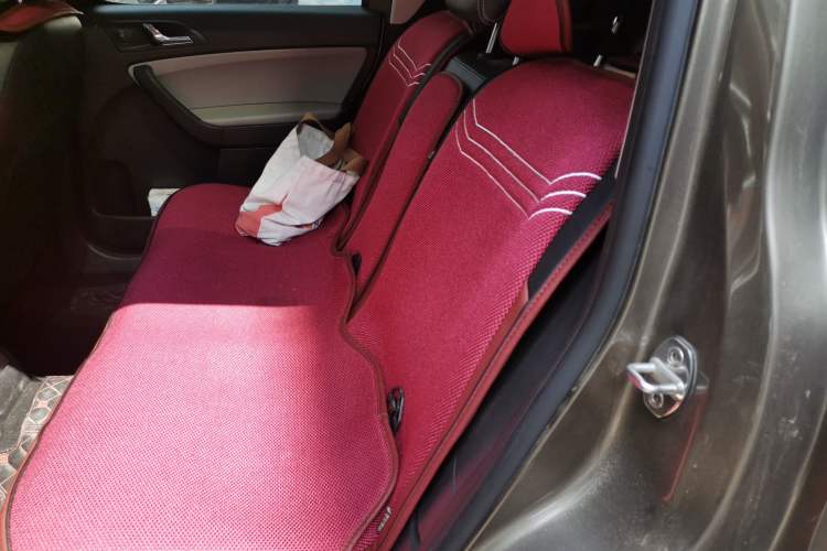 Used Skoda Yeti 2016 1.4TSI DSG Advanced Edition Left Rear Seat