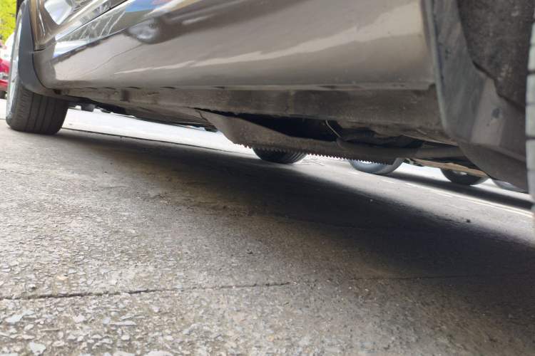 Used Skoda Yeti 2016 1.4TSI DSG Advanced Edition Left Side Sill