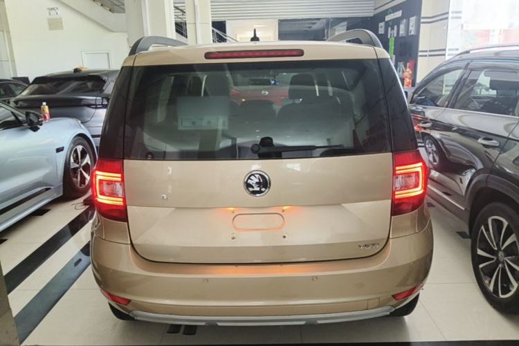 Used Skoda Yeti 2016 1.4TSI DSG Advanced Edition Rear
