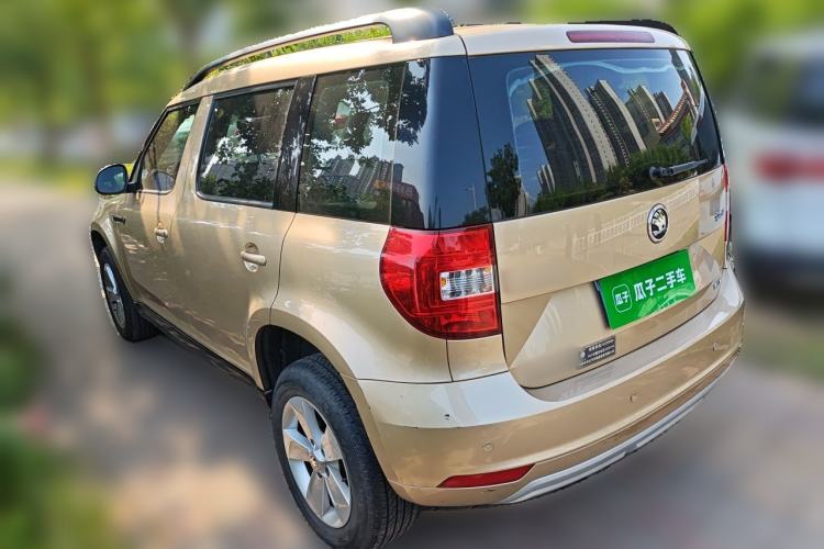 Used Skoda Yeti 2016 1.4TSI DSG Advanced Edition Rear Left 45 Deg