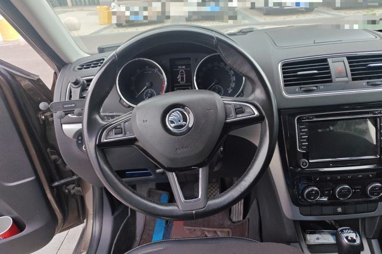Used Skoda Yeti 2016 1.8TSI DSG Prestige Edition Steering Wheel