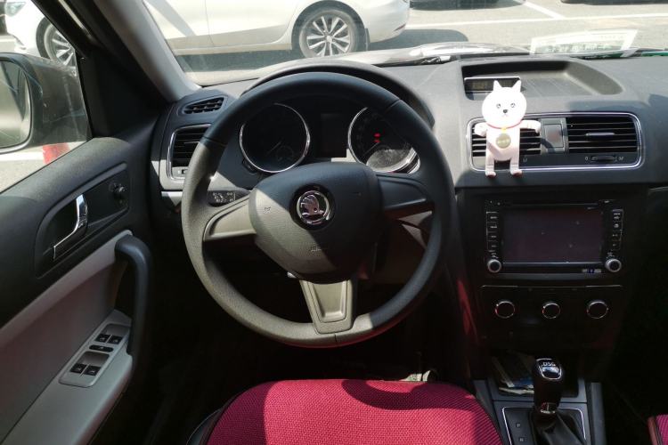 Used Skoda Yeti 2016 1.4TSI DSG Advanced Edition Steering Wheel