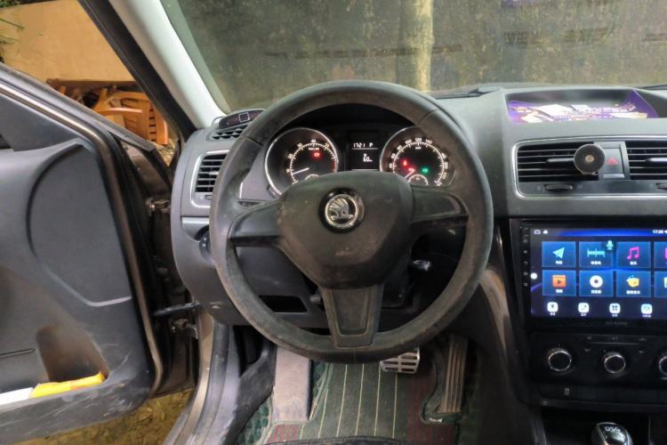 Used Skoda Yeti 2016 1.4TSI DSG Advanced Edition Steering Wheel