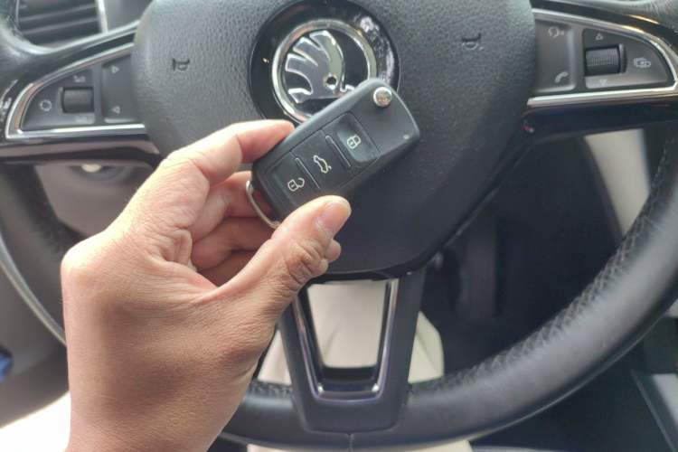 Used Skoda Yeti 2016 1.8TSI DSG Prestige Edition Vehicle Key