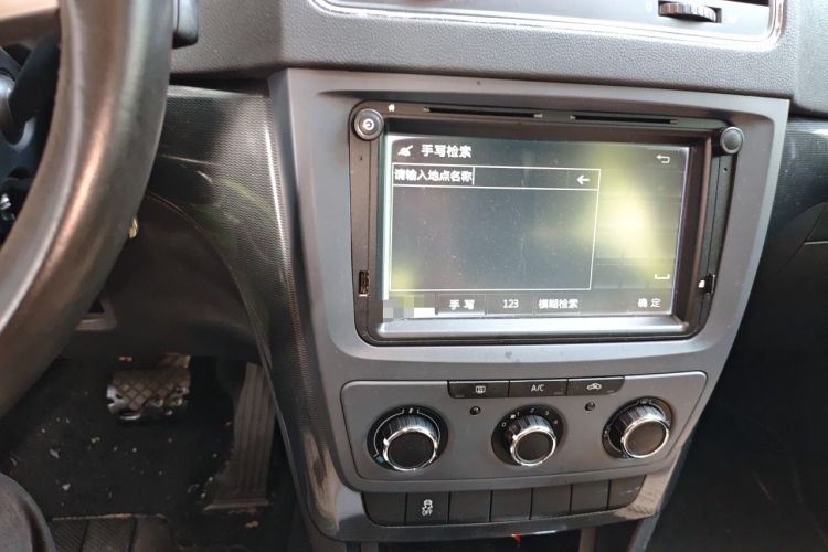 Used Skoda Yeti 2017 TSI280 DSG Car Enjoy Brothers Edition Audio And AC Panel