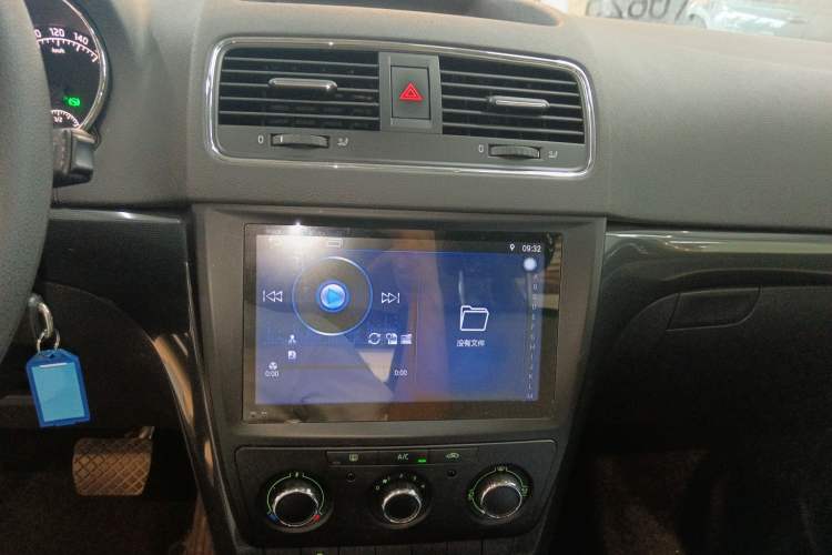 Used Skoda Yeti 2017 TSI280 DSG Advanced Edition Audio And AC Panel