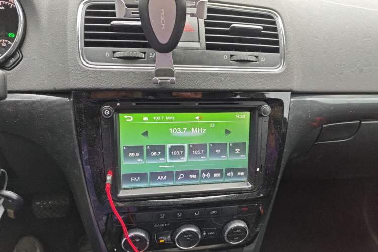 Used Skoda Yeti 2017 TSI280 DSG Innovation Edition Audio And AC Panel