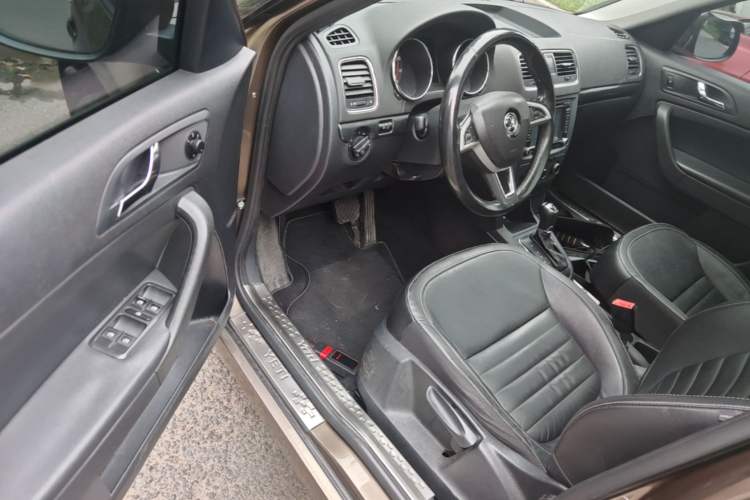Used Skoda Yeti 2017 TSI280 DSG Car Enjoy Brothers Edition Driver Seat