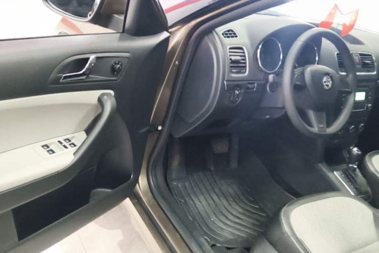 Used Skoda Yeti 2017 TSI280 DSG Advanced Edition Driver Seat