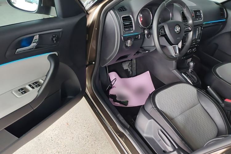 Used Skoda Yeti 2017 TSI280 DSG Advanced Edition Driver Seat