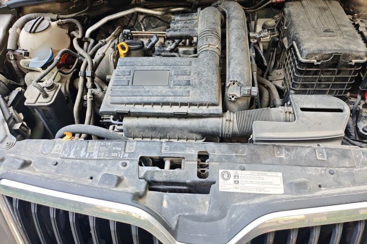Used Skoda Yeti 2017 TSI280 DSG Car Enjoy Brothers Edition Engine Bay