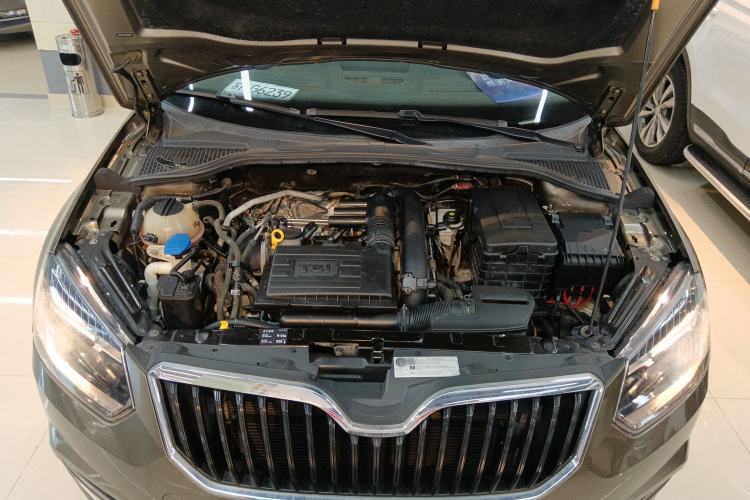 Used Skoda Yeti 2017 TSI280 DSG Advanced Edition Engine Bay