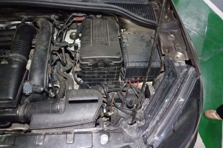 Used Skoda Yeti 2017 TSI280 DSG Advanced Edition Engine Bay Left