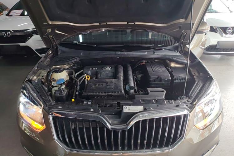 Used Skoda Yeti 2017 TSI280 DSG Advanced Edition Engine Bay