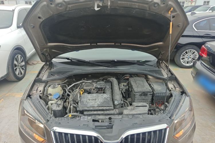 Used Skoda Yeti 2017 TSI280 DSG Car Enjoy Brothers Edition Engine Bay