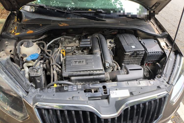 Used Skoda Yeti 2017 TSI280 DSG Advanced Edition Engine Bay