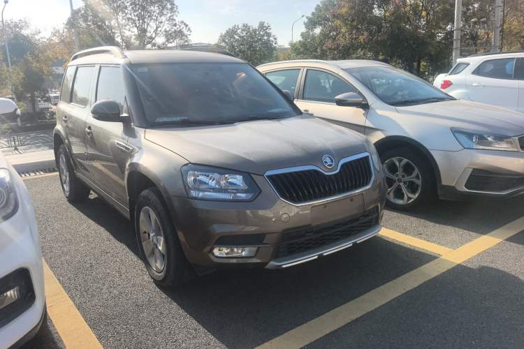 Used Skoda Yeti 2017 TSI280 DSG Advanced Edition Exterior 2