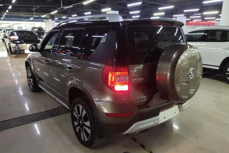 Used Skoda Yeti 2017 TSI300 DSG Luxury Edition Exterior 3
