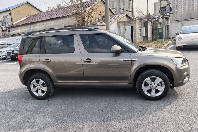 Used Skoda Yeti 2017 TSI280 DSG Car Enjoy Brothers Edition Exterior 3