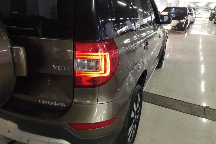 Used Skoda Yeti 2017 TSI300 DSG Luxury Edition Exterior 6