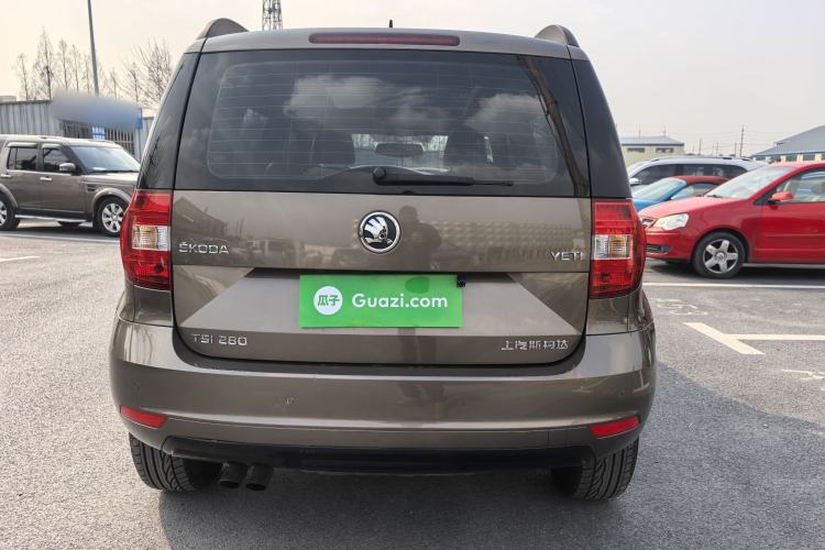 Used Skoda Yeti 2017 TSI280 DSG Car Enjoy Brothers Edition Exterior 6
