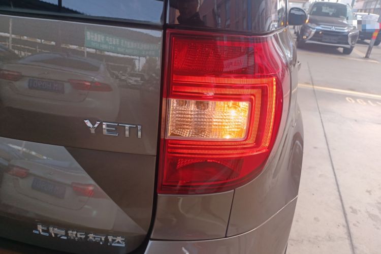 Used Skoda Yeti 2017 TSI280 DSG Advanced Edition Exterior 6