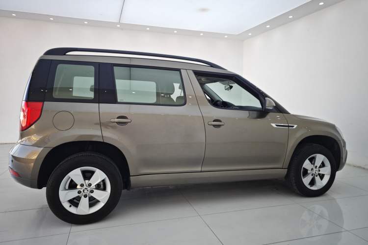 Used Skoda Yeti 2017 TSI280 DSG Advanced Edition Exterior 9