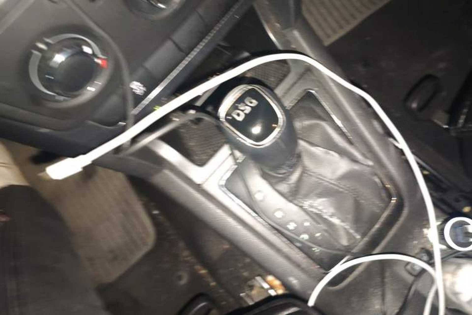 Used Skoda Yeti 2017 TSI280 DSG Advanced Edition Gear Lever