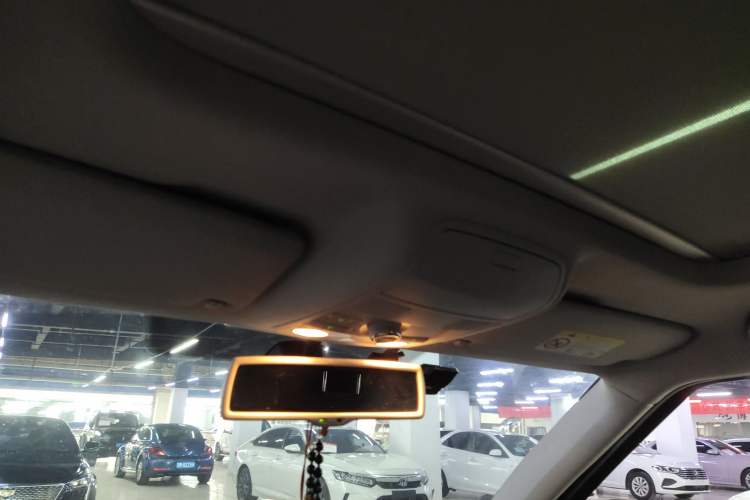 Used Skoda Yeti 2017 TSI300 DSG Luxury Edition Headliner