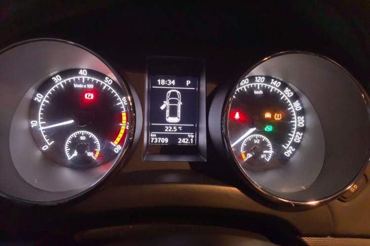 Used Skoda Yeti 2017 TSI280 DSG Innovation Edition Instrument Cluster
