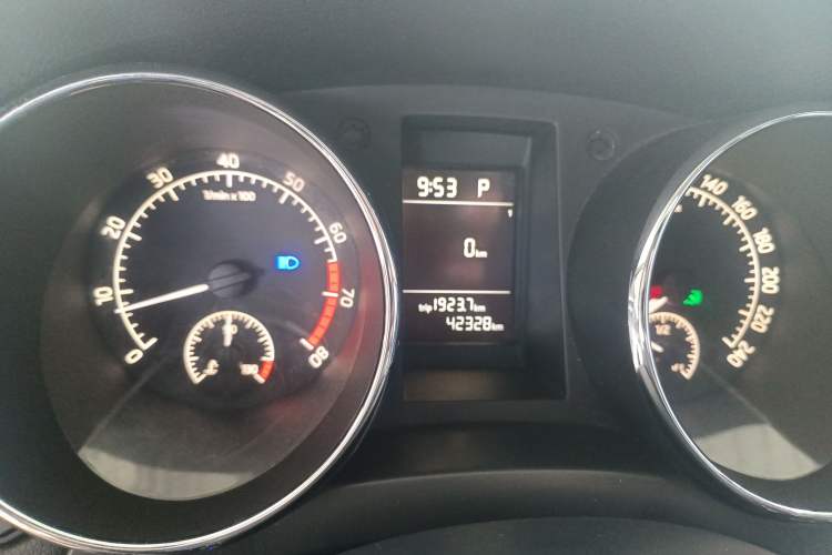 Used Skoda Yeti 2017 TSI280 DSG Advanced Edition Instrument Cluster