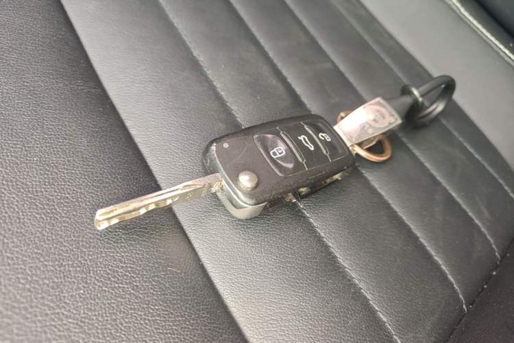 Used Skoda Yeti 2017 TSI280 DSG Car Enjoy Brothers Edition Interior 1