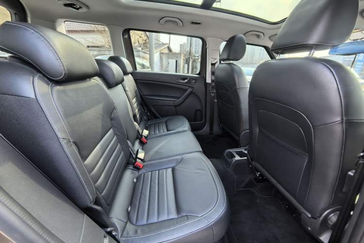 Used Skoda Yeti 2017 TSI280 DSG Car Enjoy Brothers Edition Interior 2