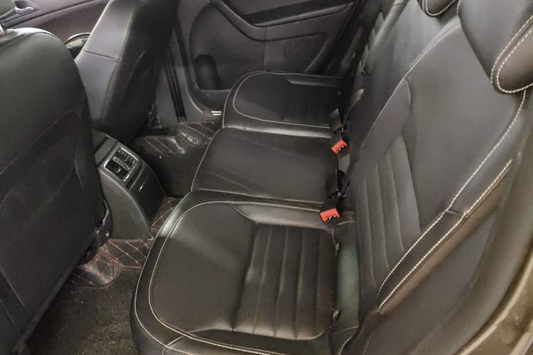 Used Skoda Yeti 2017 TSI300 DSG Luxury Edition Interior 4