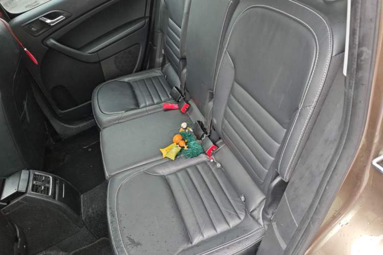 Used Skoda Yeti 2017 TSI280 DSG Innovation Edition Interior 4