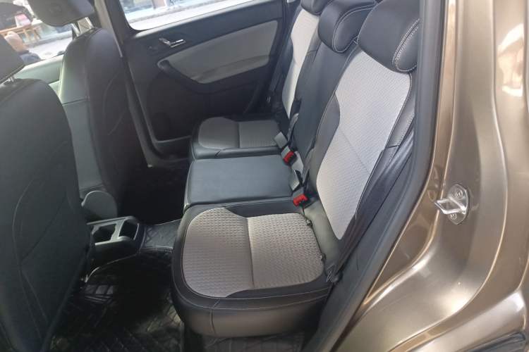 Used Skoda Yeti 2017 TSI280 DSG Advanced Edition Interior 4