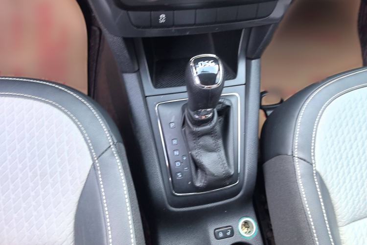 Used Skoda Yeti 2017 TSI280 DSG Advanced Edition Interior 5