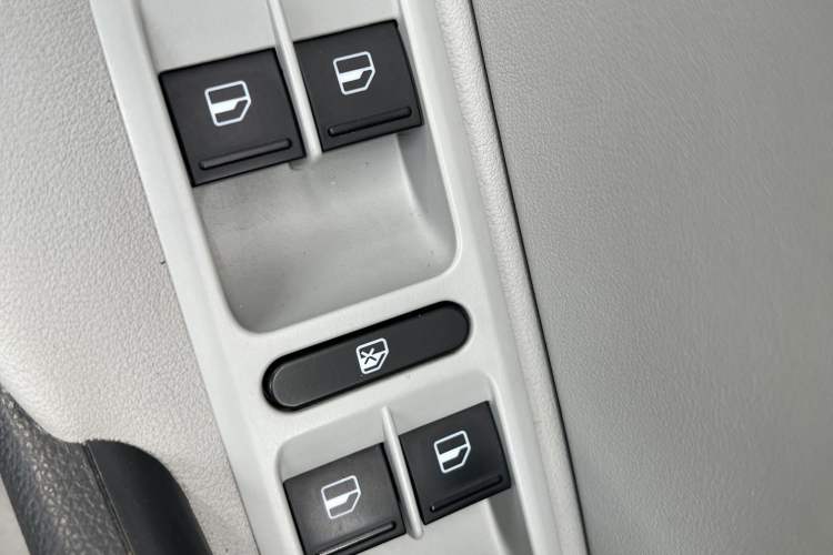 Used Skoda Yeti 2017 TSI280 DSG Advanced Edition Interior 5