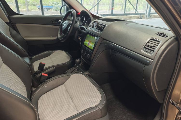 Used Skoda Yeti 2017 TSI280 DSG Advanced Edition Interior 9