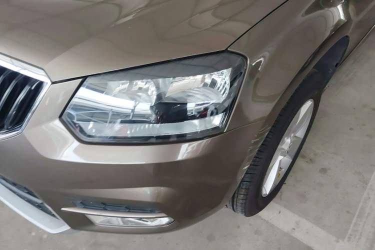 Used Skoda Yeti 2017 TSI280 DSG Car Enjoy Brothers Edition Left Front Headlight